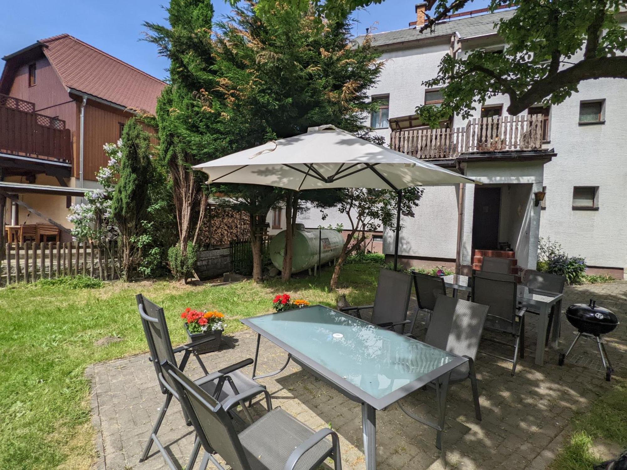 H1 - Urlaubsmagie - Pool & Terrasse Zum Entspannen Sebnitz Luaran gambar
